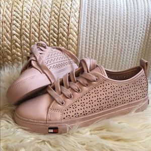 Light pink Tommy Hilfiger sneakers